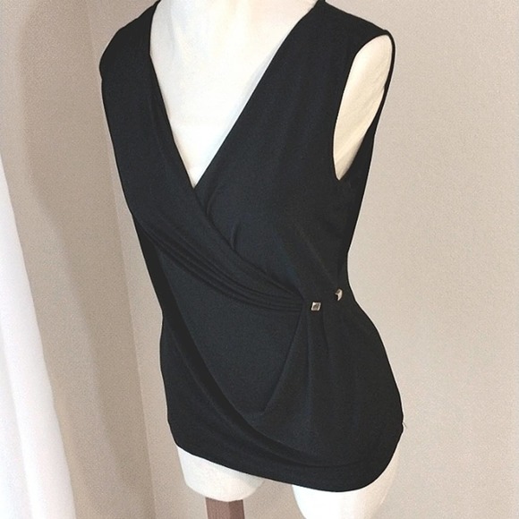 Calvin Klein BLACK Sophisticated V-Drop CAREER Top BLACK Sleeveless Gold Sz S - Picture 5 of 12